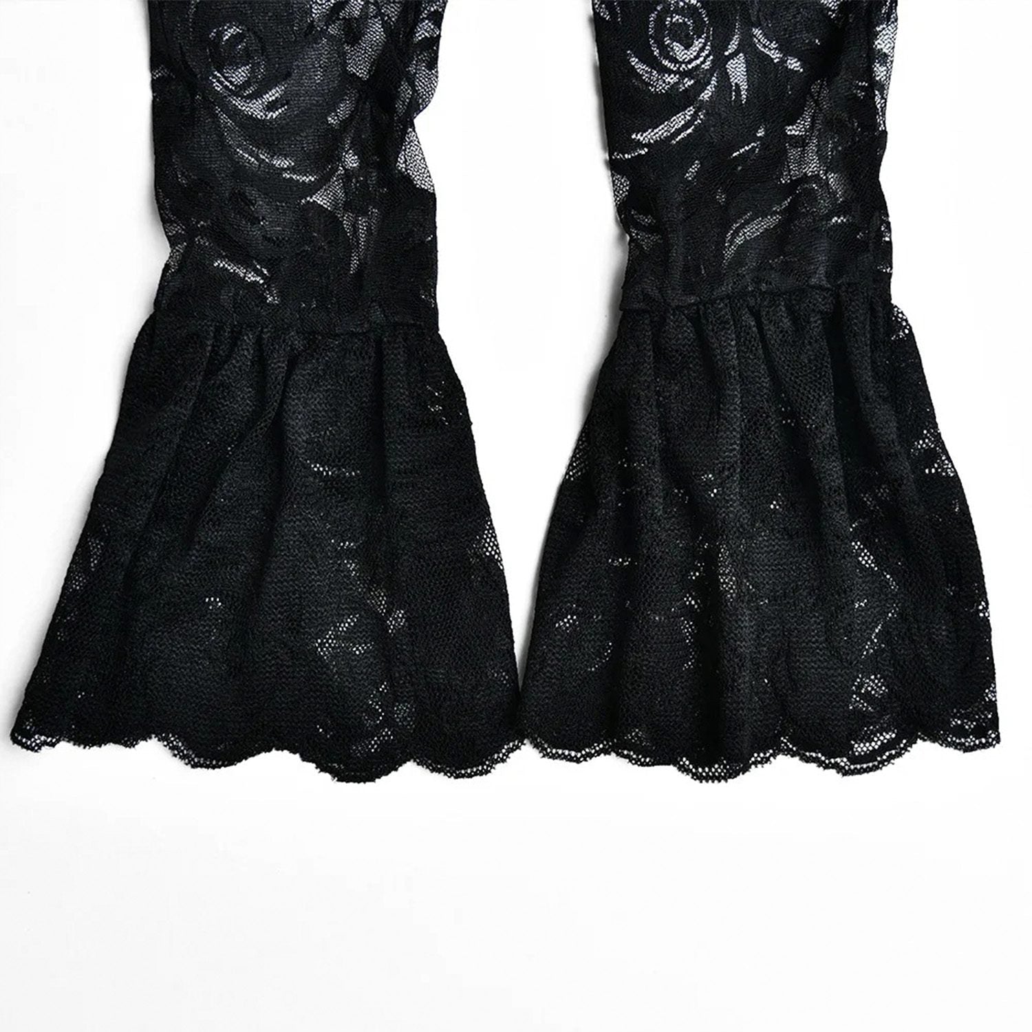 Munier Twisted Front Lace Crop Top