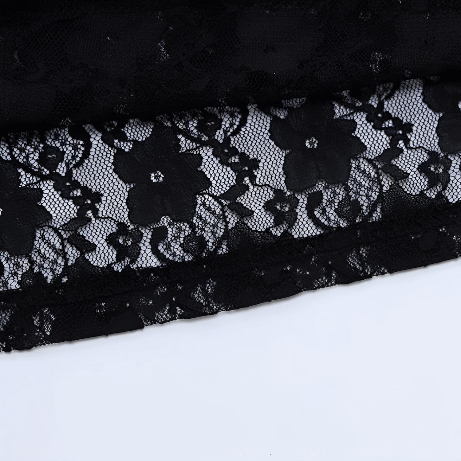 Lady Lace Maxi Dress