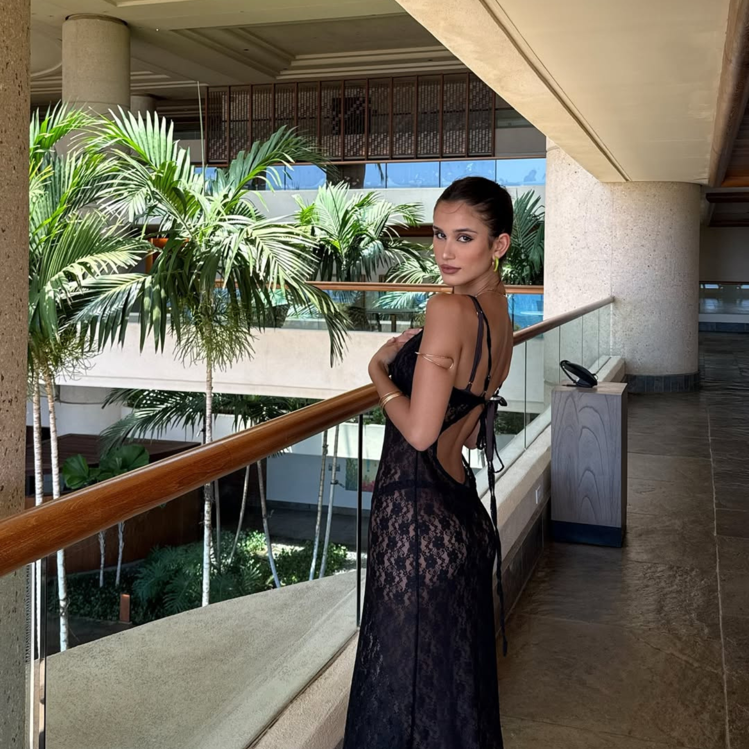 Lady Lace Maxi Dress